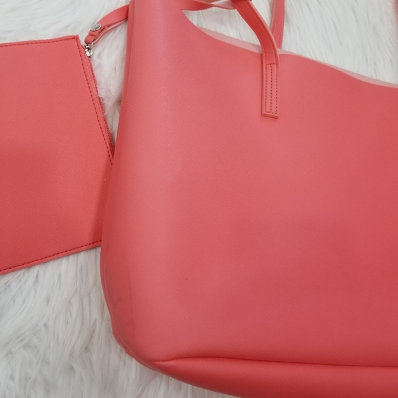 Coral Shoulder Bag with Wallet. - Picture 9 of 16
